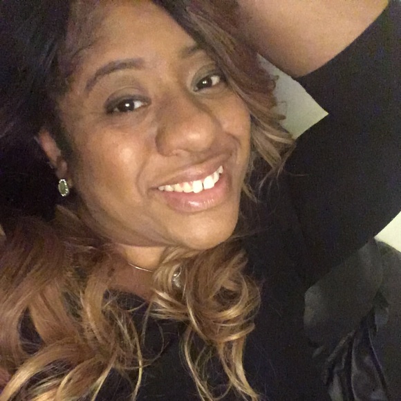 Meet your Posher, Tilia - Picture 1 of 1